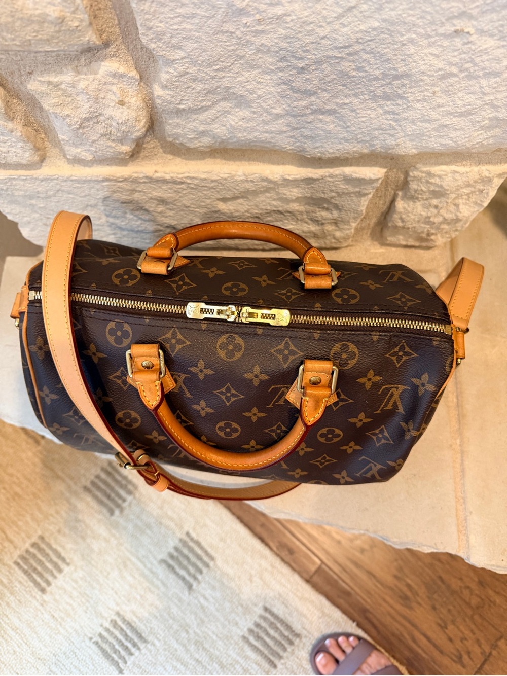 Louis Vuitton Speedy Bandouliere 30 Monogram Canvas - Picture 3 of 16
